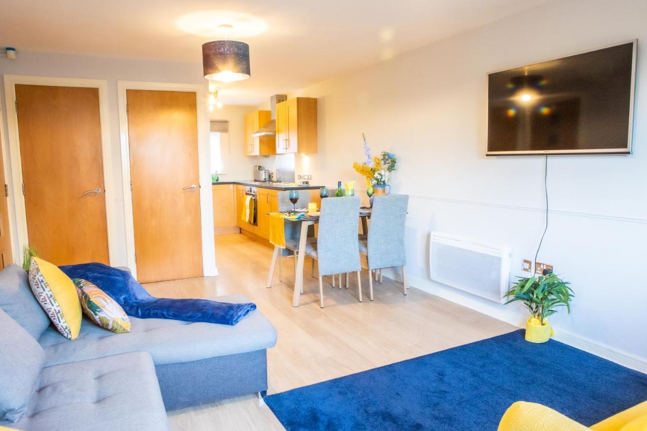 Newly Furnished Appartment Near Train Station Wolverhampton Extérieur photo