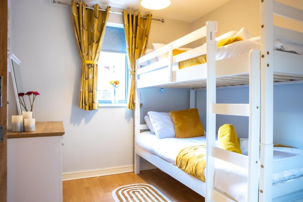 Newly Furnished Appartment Near Train Station Wolverhampton Extérieur photo
