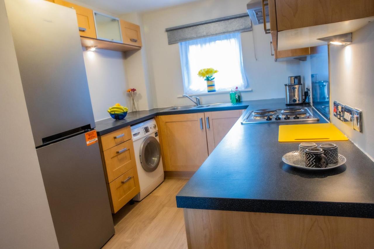 Newly Furnished Appartment Near Train Station Wolverhampton Extérieur photo