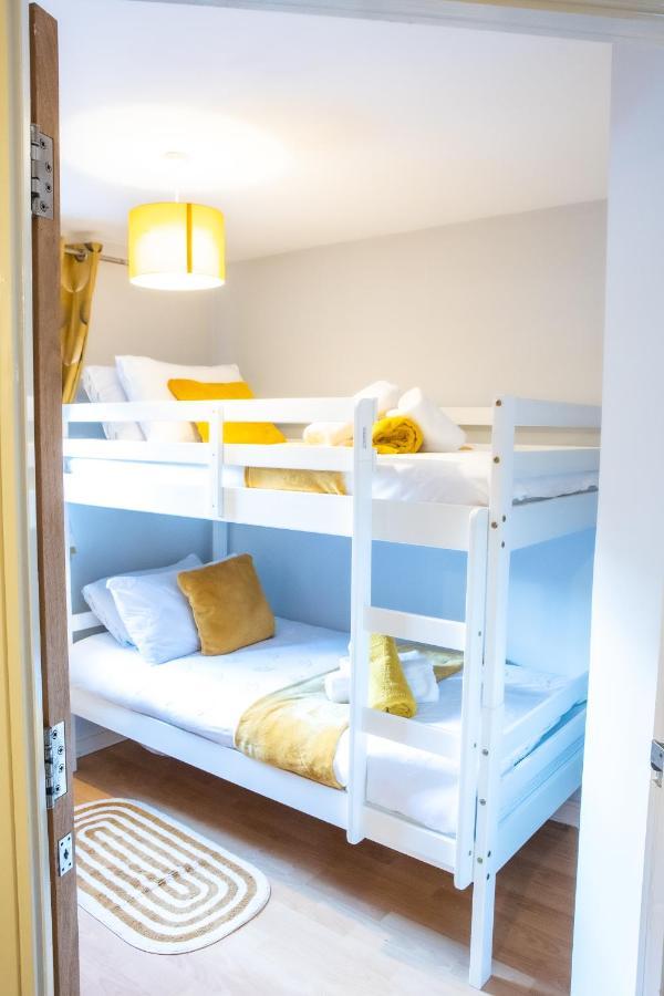Newly Furnished Appartment Near Train Station Wolverhampton Extérieur photo